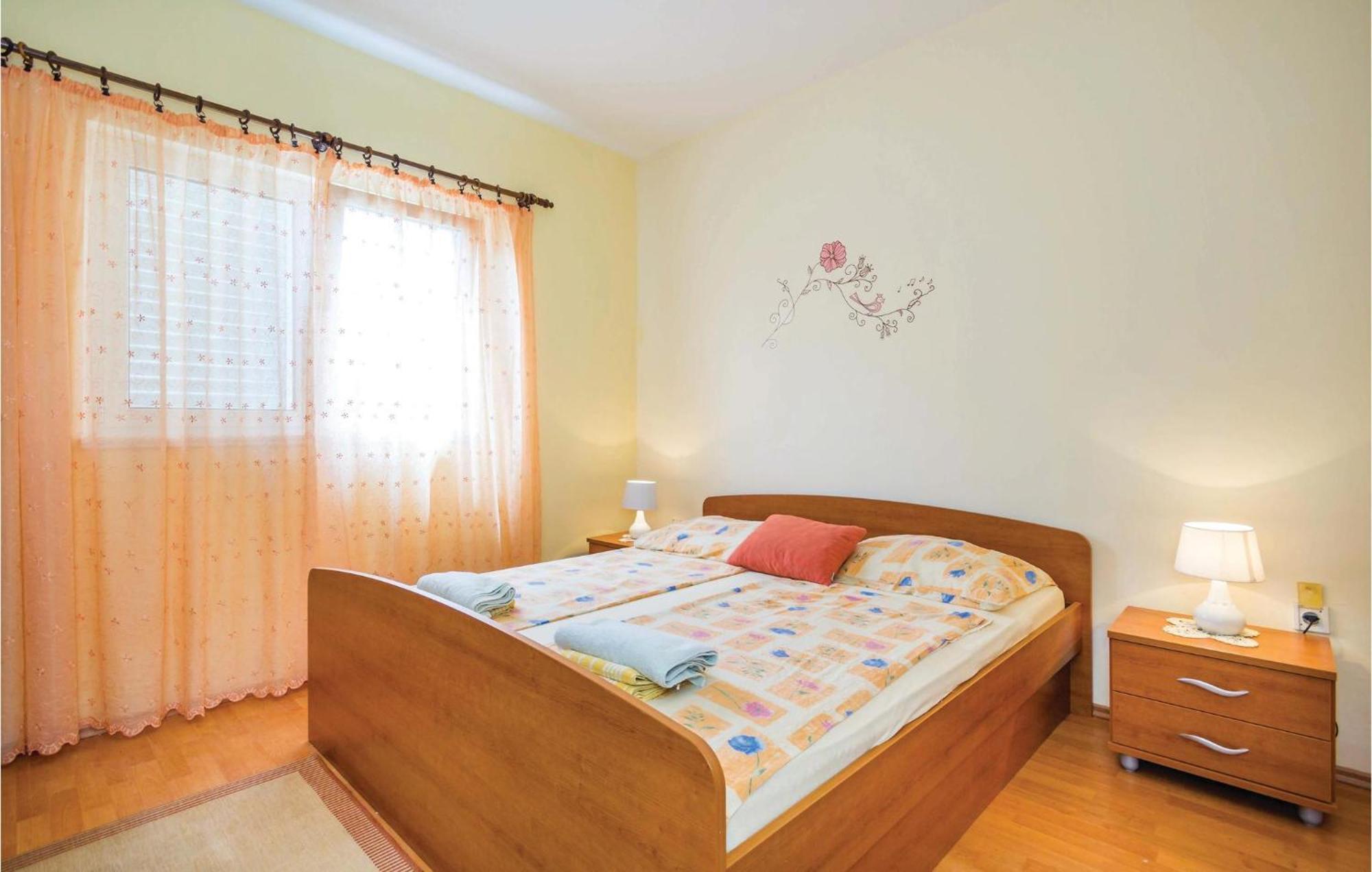 Pet Friendly Apartment In Kampor With Kitchen Exterior photo