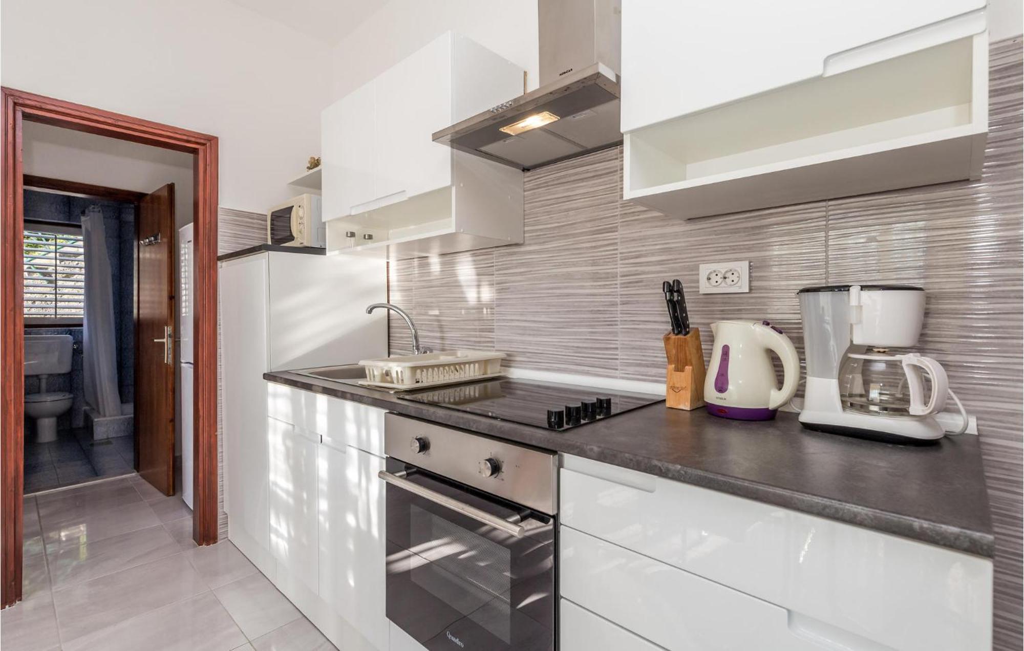 Pet Friendly Apartment In Kampor With Kitchen Exterior photo